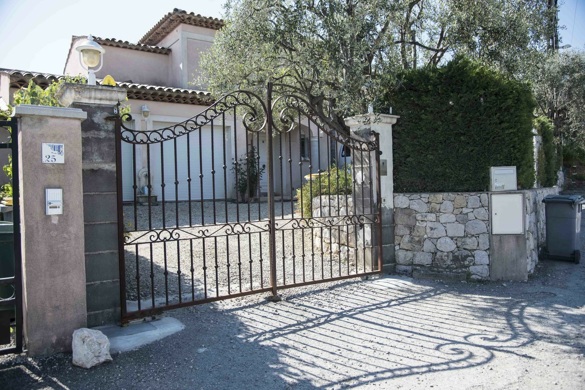 Serenity Cagnes-sur-Mer Exterior photo